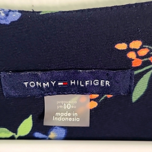 Tommy Hilfiger Navy Blue Sleeveless Floral Dress with Layered Ruffle Hem Size 10 - Picture 6 of 7